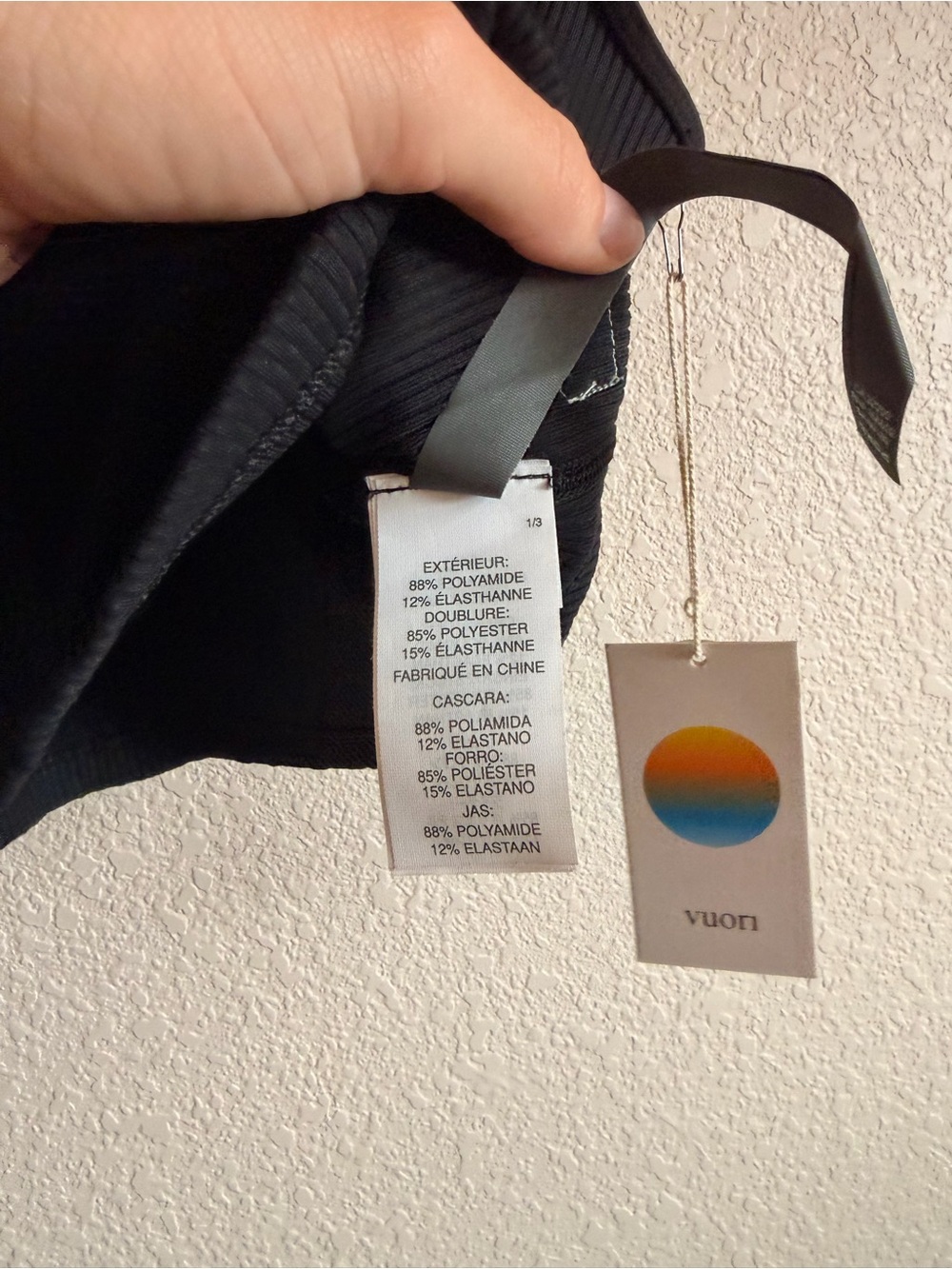 Vuori Black Ribbed Crossback Women’s Tank Top NMT - Picture 4 of 8